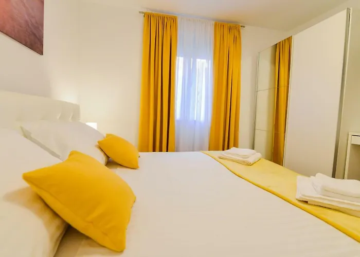 Sunset Gold Daire Zadar